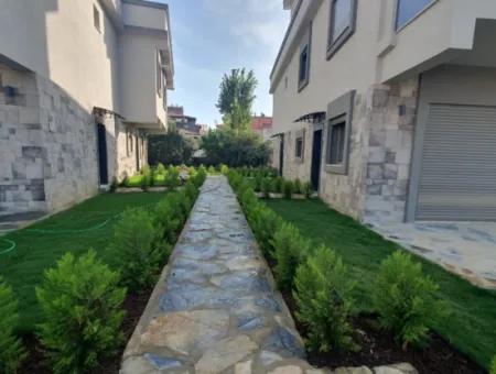 Izmir Seferihisar Çolakibrahim Mah.de 4 1 Villa For Sale